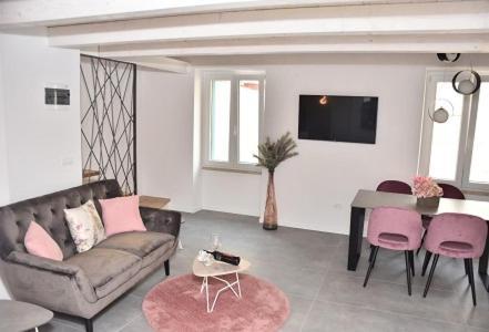 Apartments Hidden Paradise Ровінь Екстер'єр фото